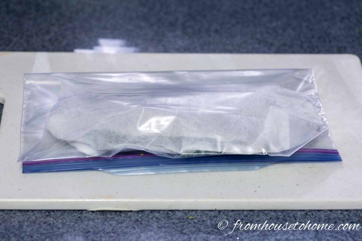 Fresh thyme in a ziploc bag