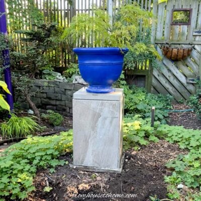 The DIY garden plinth with a planter on top